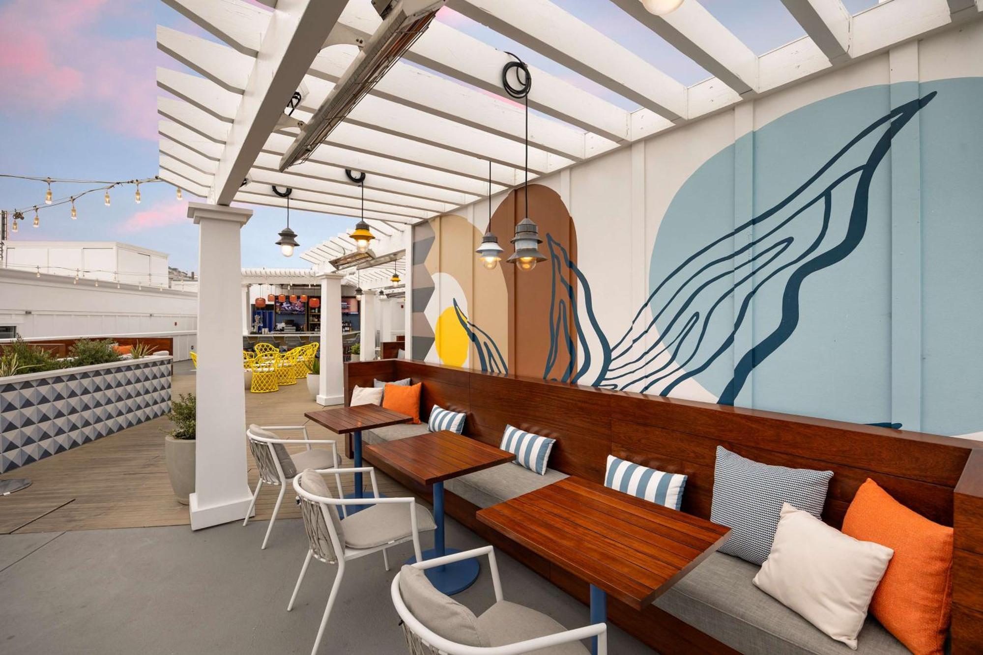 Inn At The Pier Pismo Beach, Curio Collection By Hilton מראה חיצוני תמונה