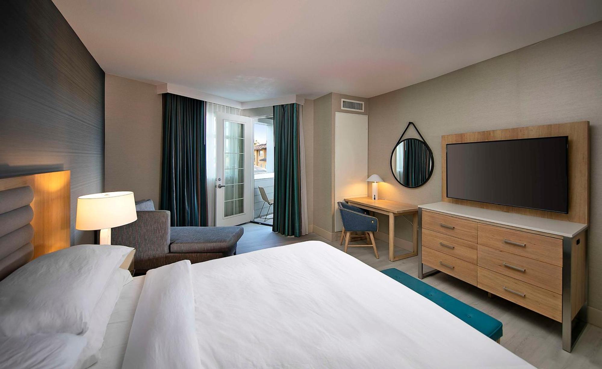 Inn At The Pier Pismo Beach, Curio Collection By Hilton מראה חיצוני תמונה